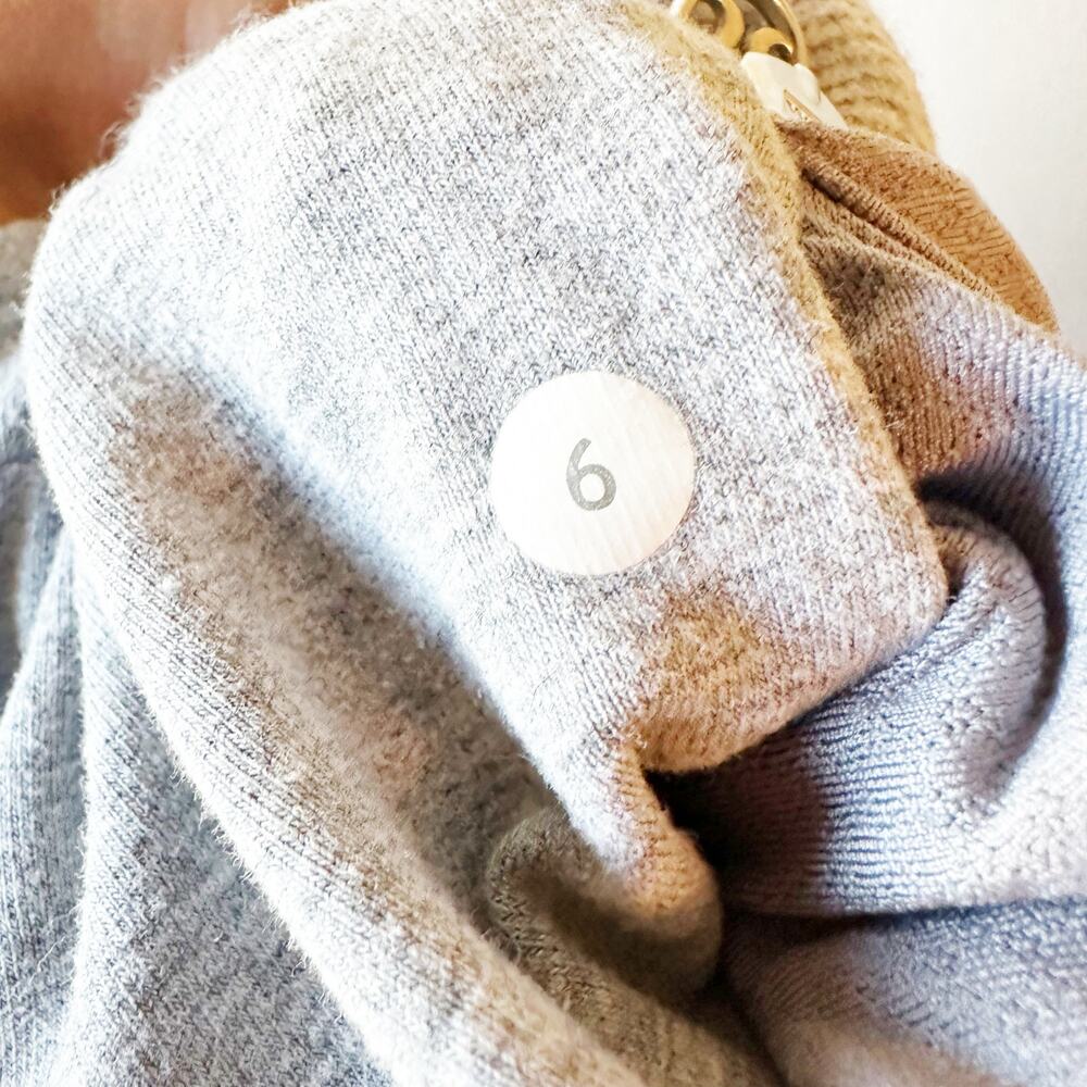 Lululemon Scuba Cowl Neck Pullover Sweatshirt Womens 6 Heathered Light Grey - Picture 7 of 7